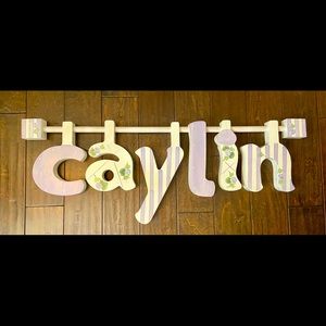 Personalized wood wall hanging CAYLIN.